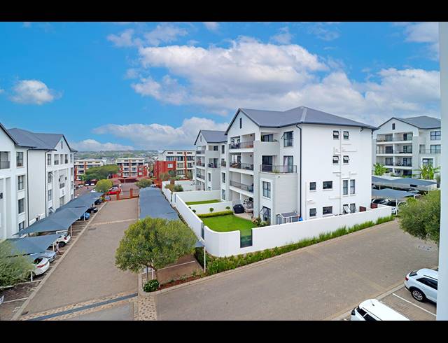 2 BEDROOM APARTMENT FOR SALE IN GREENSTONE HILL